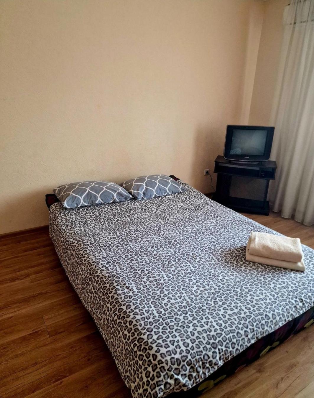 Apartment On Kravchuka, 11B Lutsk Luaran gambar