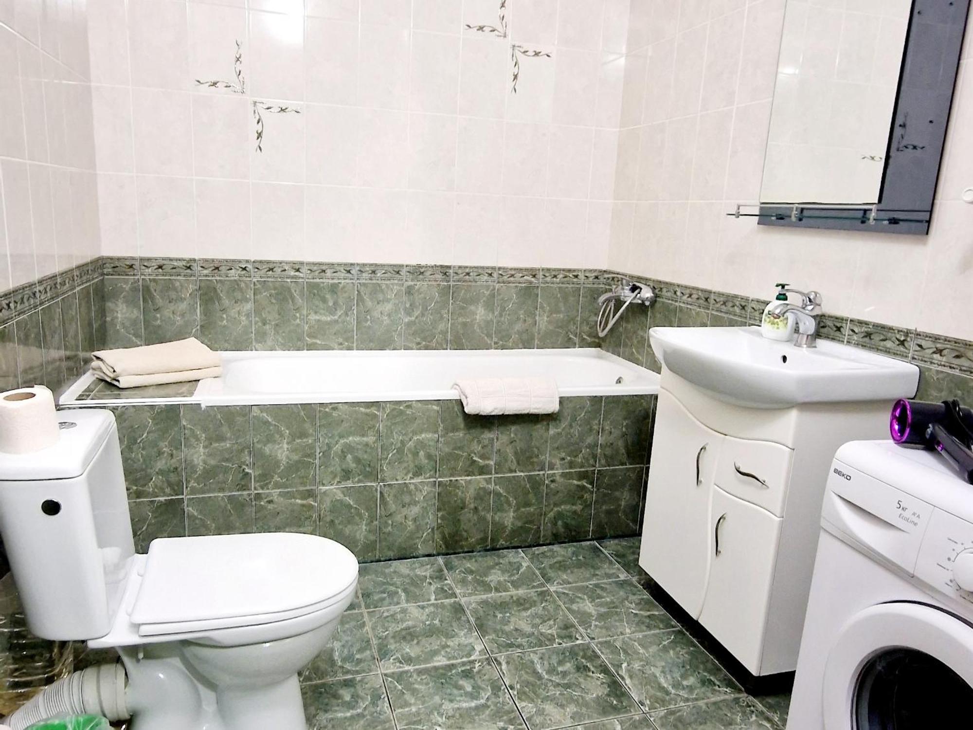 Apartment On Kravchuka, 11B Lutsk Luaran gambar